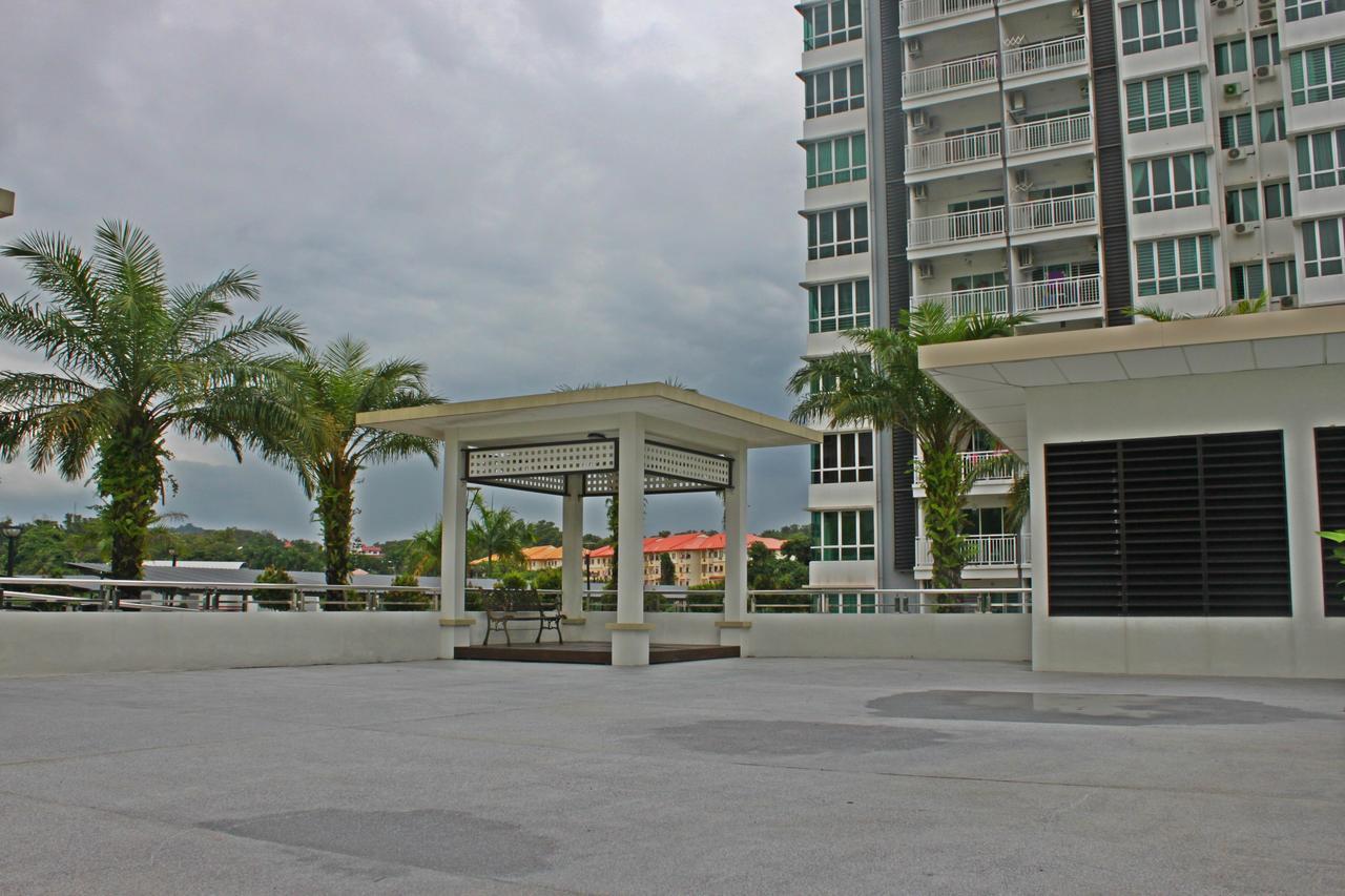 Hello Kitty Signature Suite Sandakan Zewnętrze zdjęcie